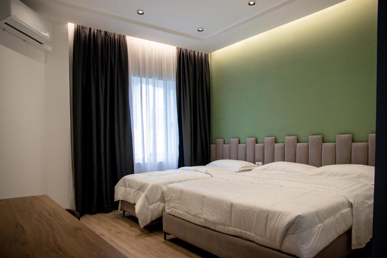 Hotel Blini Shkodër Exteriör bild