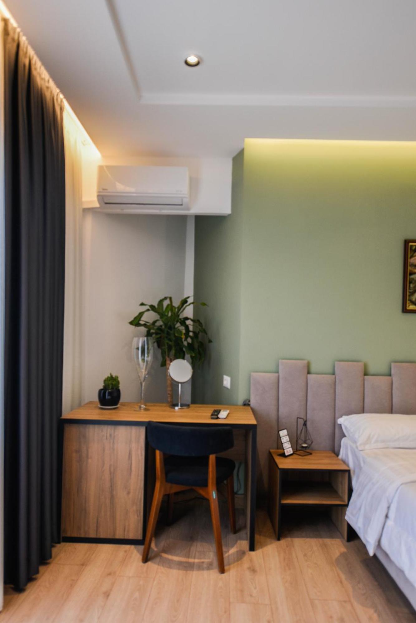 Hotel Blini Shkodër Exteriör bild
